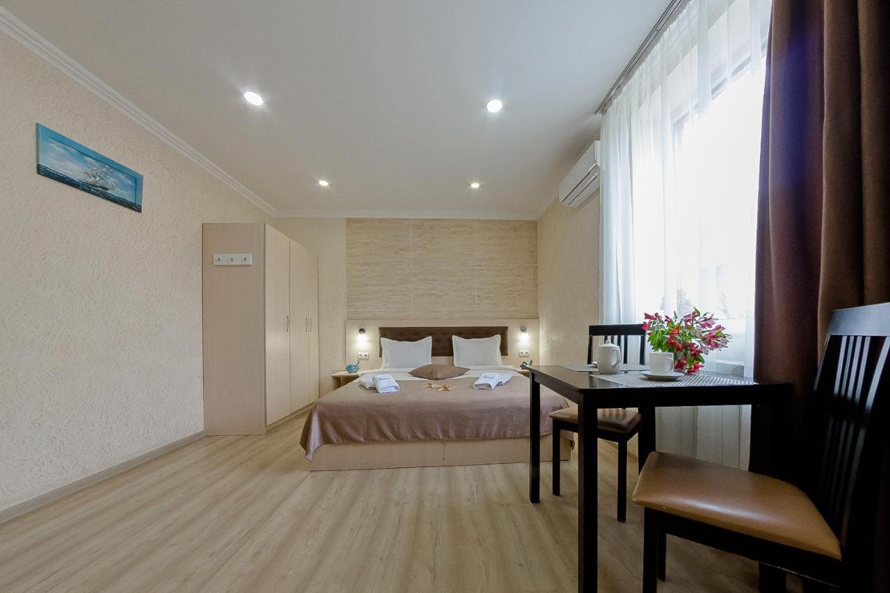 Apart-Hotel Poseidon Burlach'ya Balka Room photo
